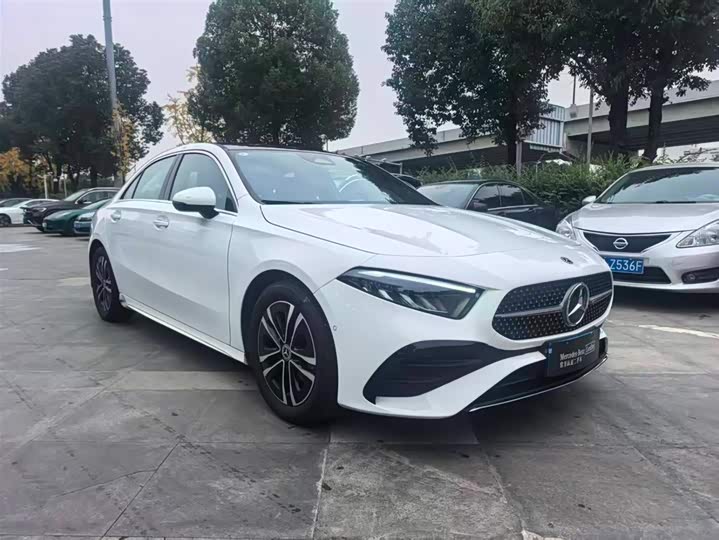 Фото 3 - Mercedes-Benz A-Class