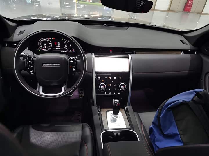 Фото 10 - Land Rover Discovery Sport