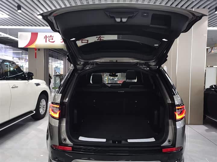 Фото 19 - Land Rover Discovery Sport