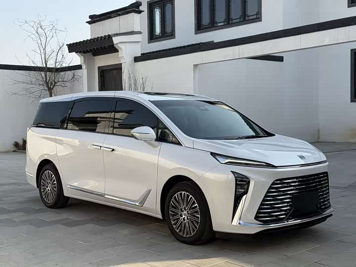 Фото 2 - Buick GL8 ES