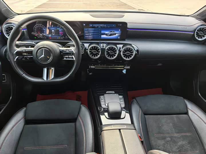 Фото 5 - Mercedes-Benz A-Class