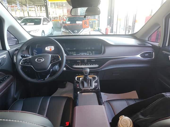 Фото 10 - GAC Trumpchi M6