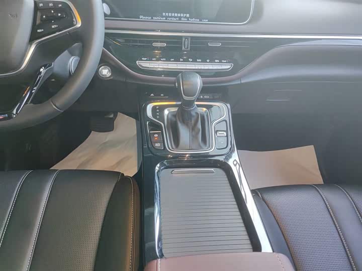 Фото 14 - GAC Trumpchi M6