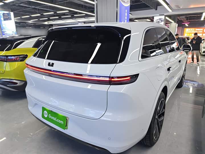 Фото 7 - LiXiang L6