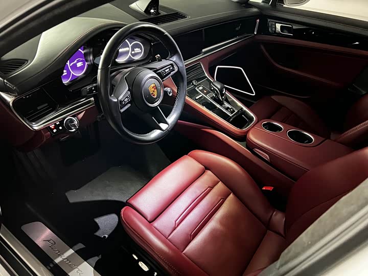 Фото 6 - Porsche Panamera