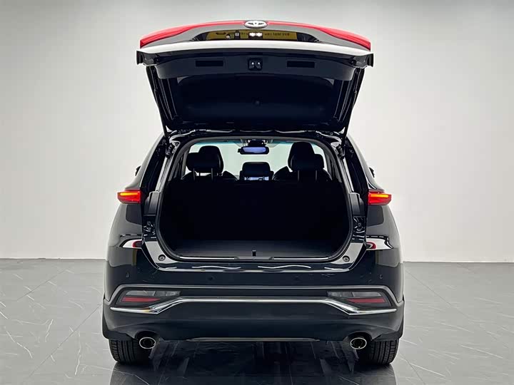 Фото 10 - Toyota Harrier