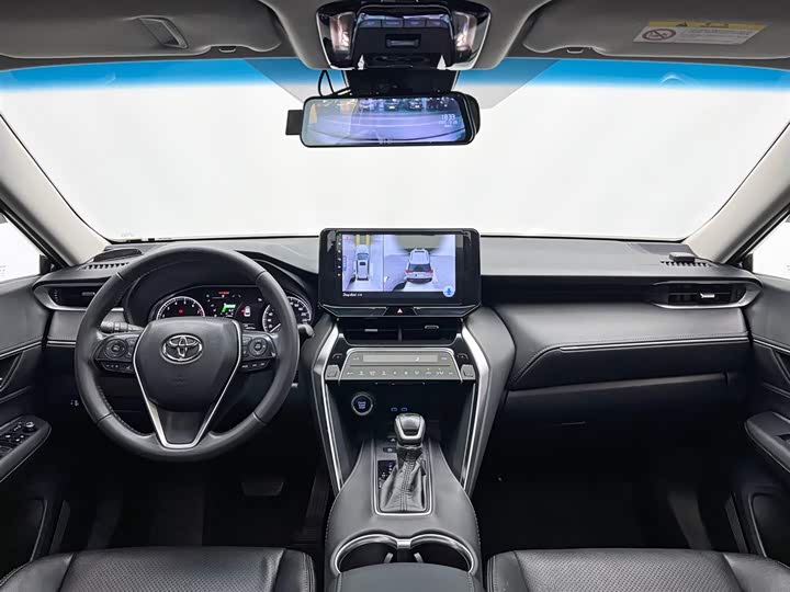 Фото 23 - Toyota Harrier