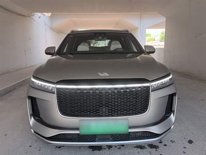 Фото 3 - LiXiang One