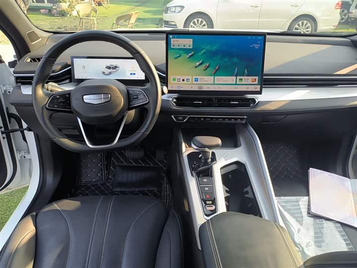 Фото 10 - Geely Preface