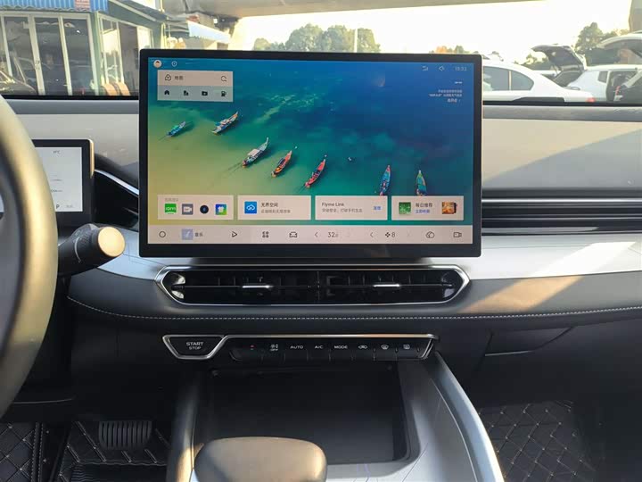 Фото 13 - Geely Preface