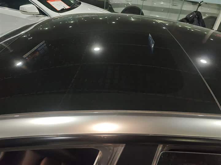 Фото 27 - Tesla Model 3