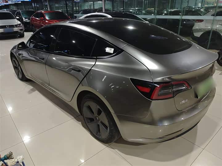 Фото 5 - Tesla Model 3