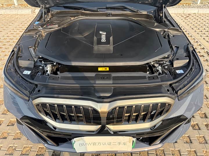 Фото 13 - BMW i5