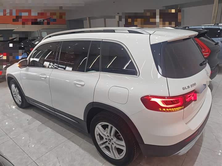 Фото 5 - Mercedes-Benz GLB-Class