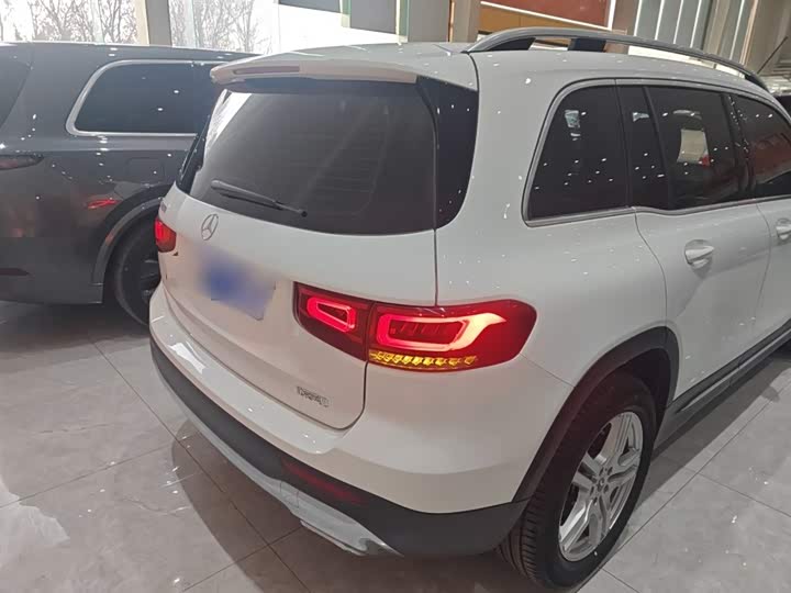 Фото 6 - Mercedes-Benz GLB-Class