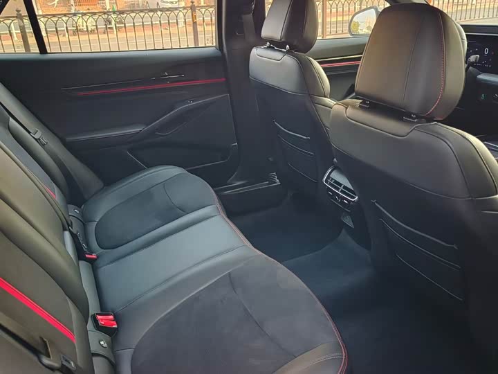 Фото 7 - Ford Mondeo