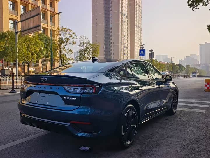 Фото 9 - Ford Mondeo