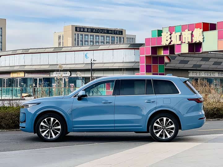 Фото 3 - LiXiang One