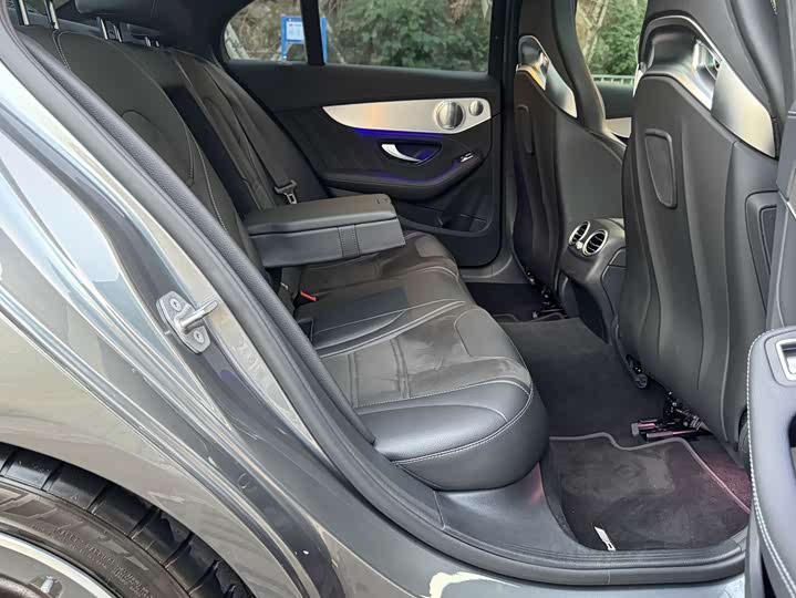 Фото 18 - Mercedes-Benz C-Class AMG