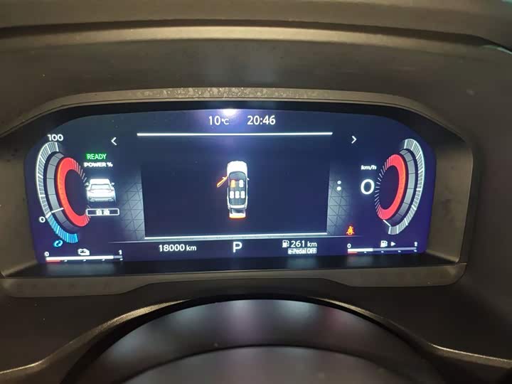 Фото 12 - Nissan X-Trail