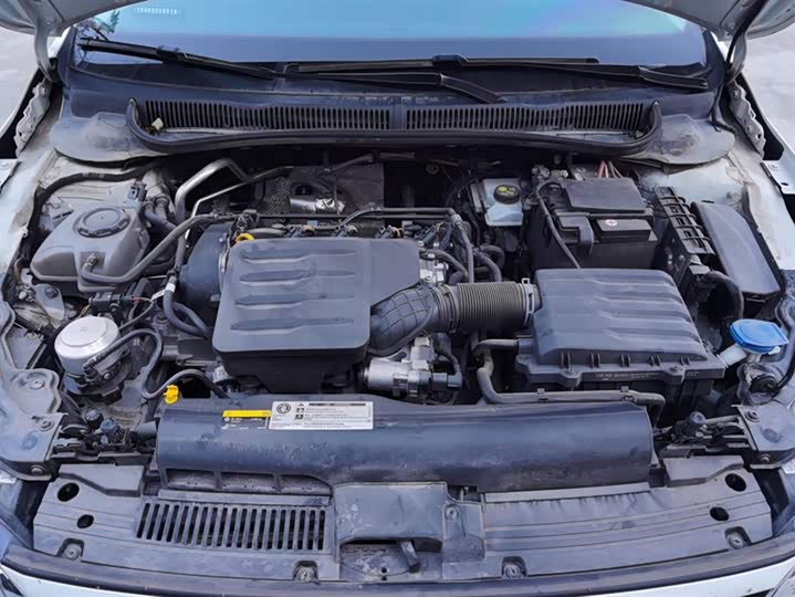 Фото 10 - Volkswagen Polo