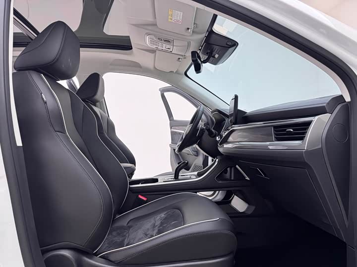 Фото 8 - Haval H6