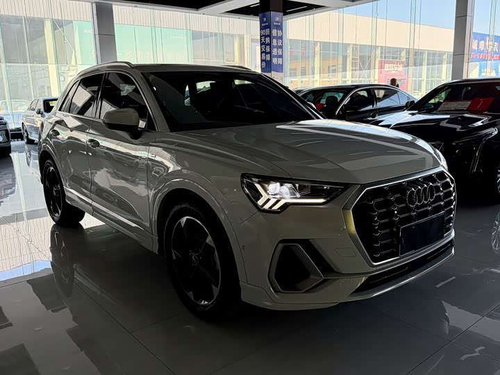 Фото 3 - Audi Q3