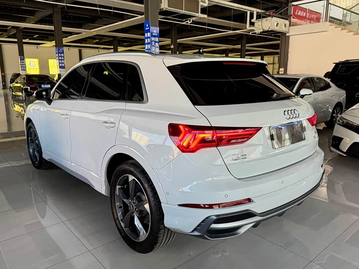 Фото 9 - Audi Q3