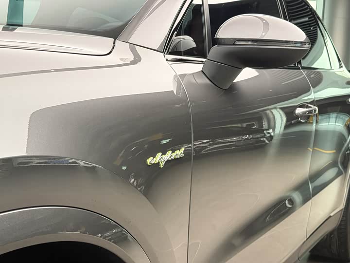 Фото 7 - Porsche Cayenne Hybrid