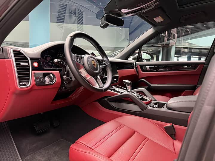 Фото 9 - Porsche Cayenne Hybrid