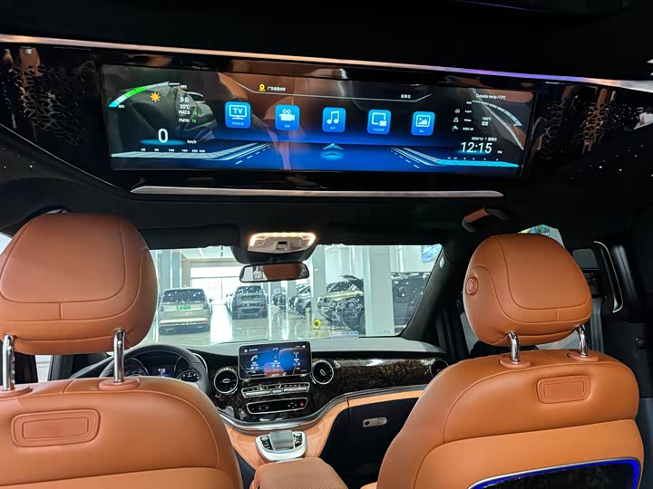 Фото 10 - Mercedes-Benz V-Class