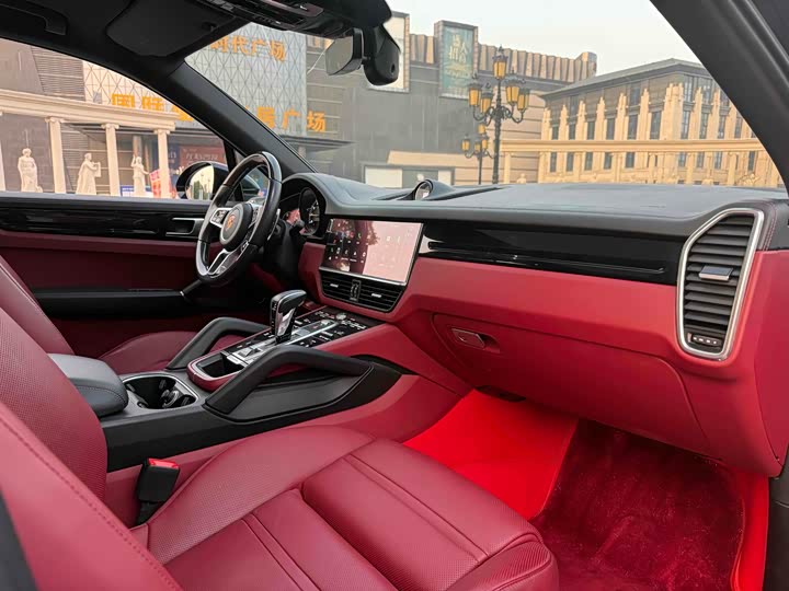 Фото 6 - Porsche Cayenne Hybrid