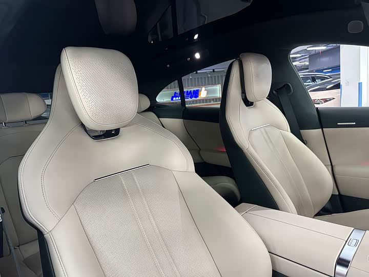 Фото 15 - Xiaomi YU7