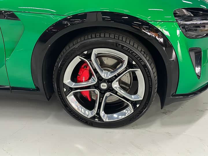 Фото 19 - Xiaomi YU7