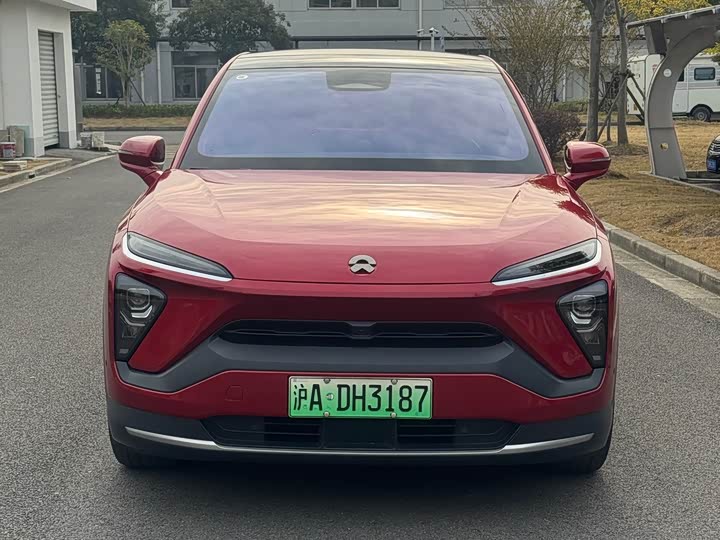 Фото 6 - Nio EC6