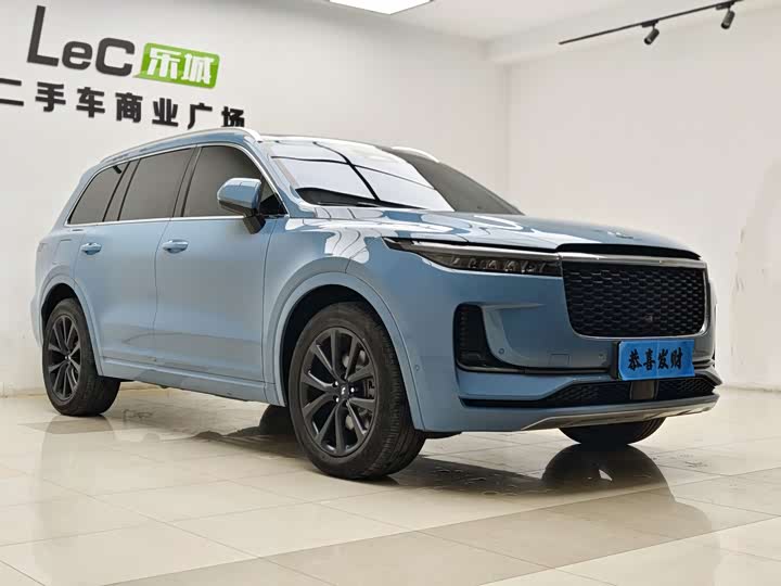 Фото 3 - LiXiang One