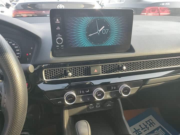 Фото 13 - Honda Civic