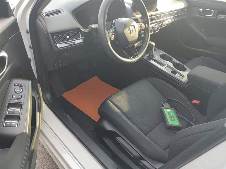 Фото 16 - Honda Civic