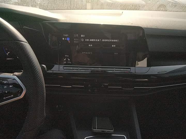 Фото 13 - Volkswagen Golf