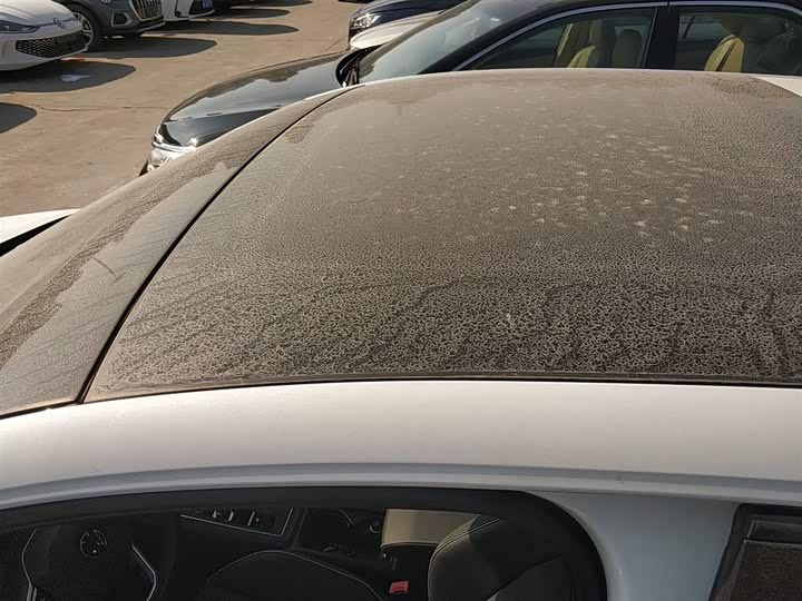 Фото 27 - Volkswagen Golf