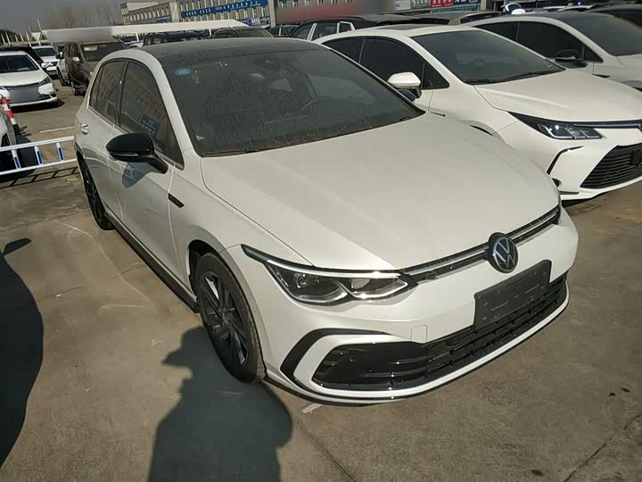 Фото 4 - Volkswagen Golf