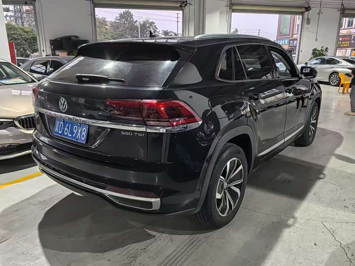 Фото 3 - Volkswagen Teramont X