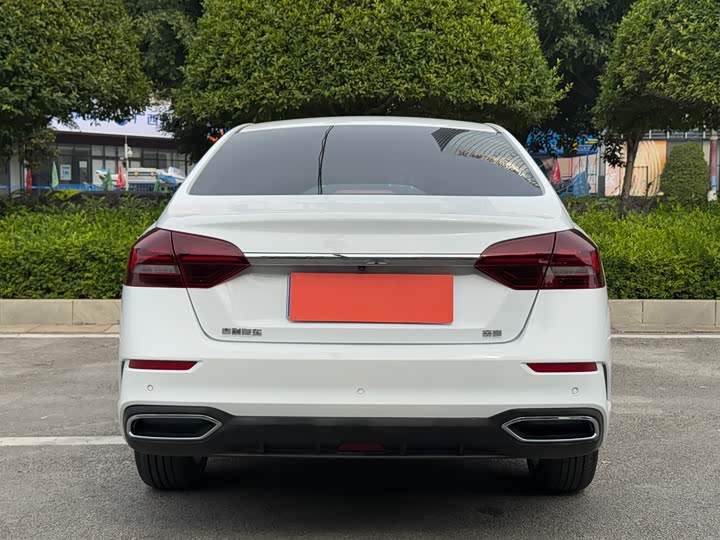 Фото 5 - Geely Emgrand