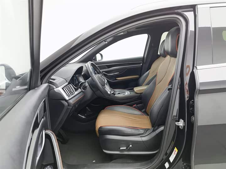 Фото 10 - BYD Song Plus