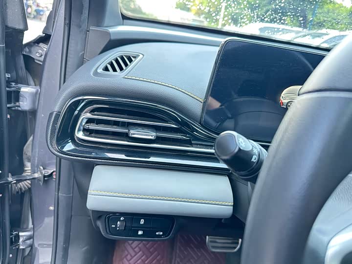 Фото 7 - GAC Trumpchi Empow R