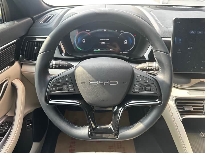 Фото 16 - BYD Song Plus Hybrid/EV