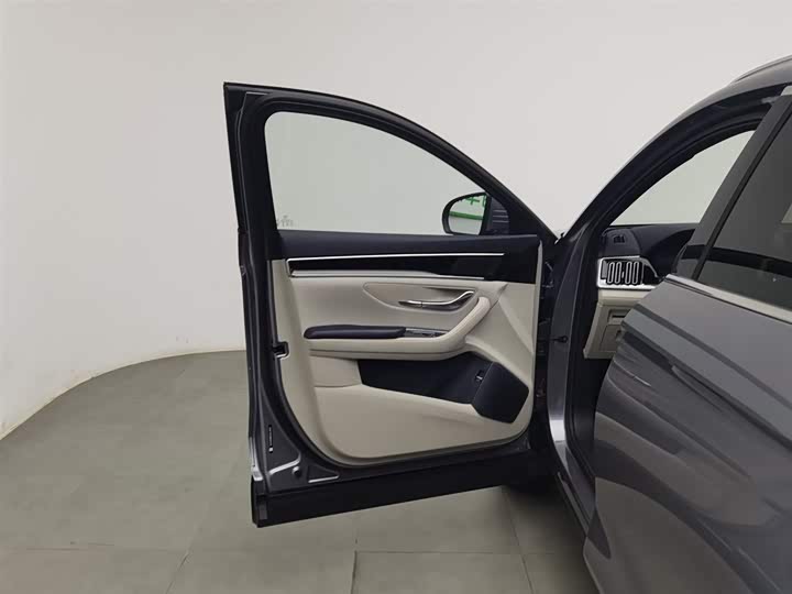 Фото 8 - BYD Song Plus Hybrid/EV