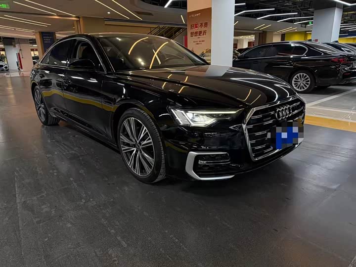 Фото 2 - Audi A6L