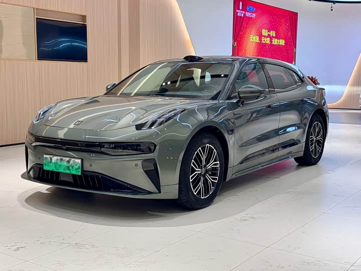 Фото 1 - Zeekr 001