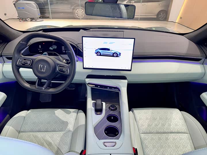 Фото 10 - Zeekr 001